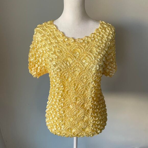 Vintage Y2K Butter Yellow Magic Popcorn Top Shirt Bubble Stretch Clean Girl 90's - Picture 3 of 6